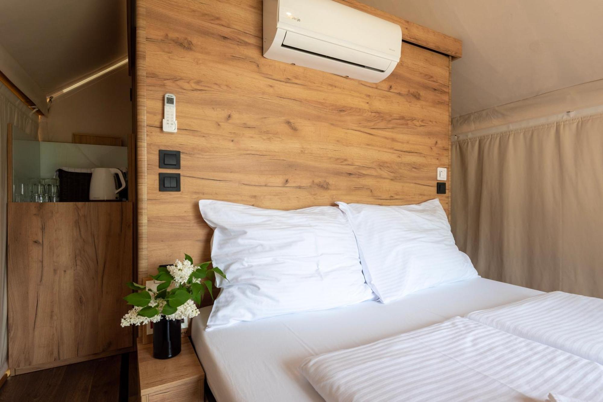 Forrest Glamping Hotell Banská Štiavnica Eksteriør bilde