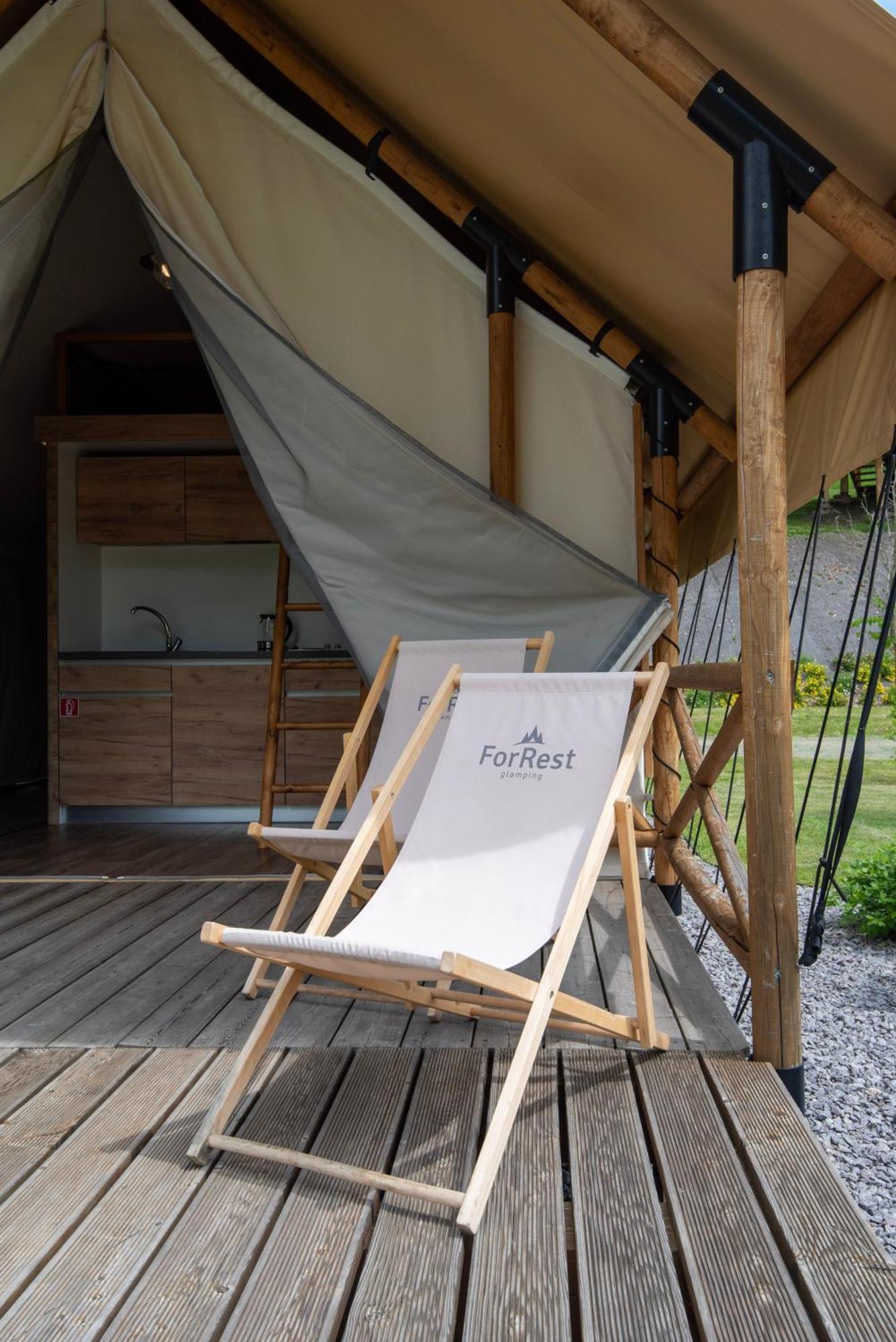 Forrest Glamping Hotell Banská Štiavnica Eksteriør bilde